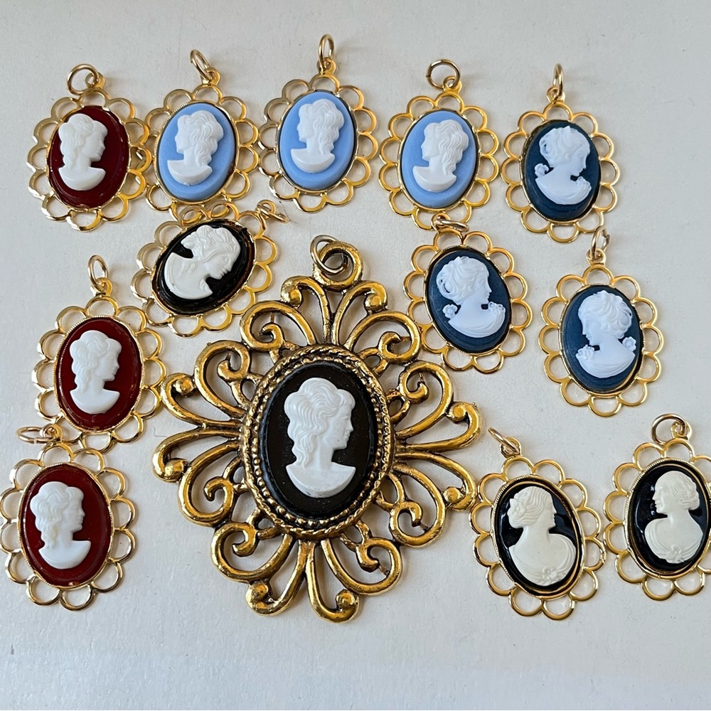 Vintage Cameo charms and pendant for jewelry making